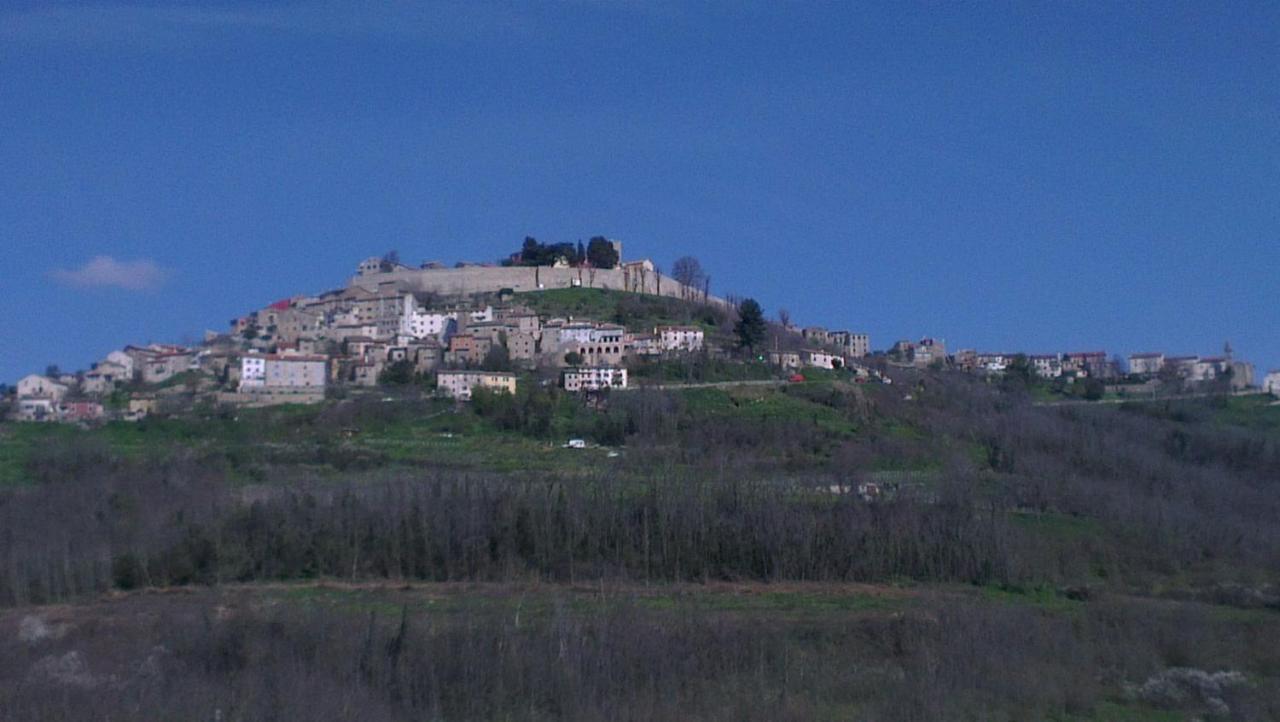 Vila Ruine-Motovun Dh Exteriér fotografie